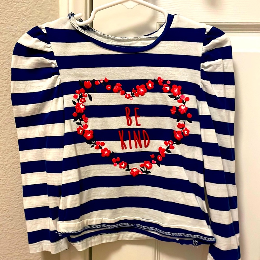 Excellent condition. Blue and white girls long sleeve shirt  size 3T SFPF
